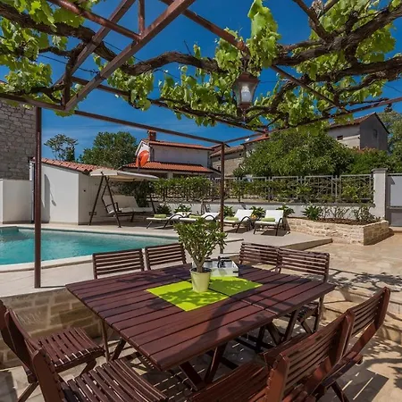Villa Stone House - Zita With Private Pool
