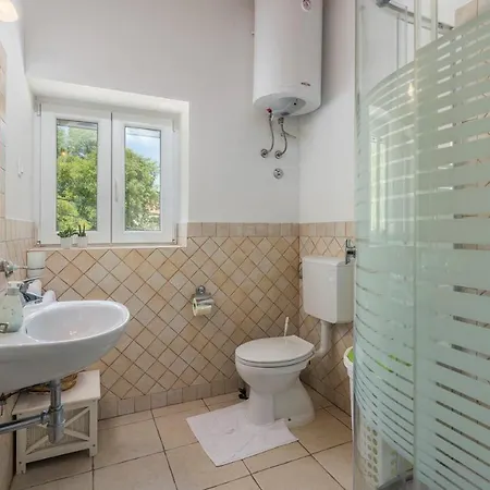 Stone House - Zita With Private Pool וילה