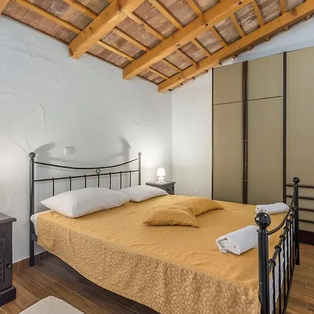 Villa Stone House - Zita With Private Pool Dracevac
