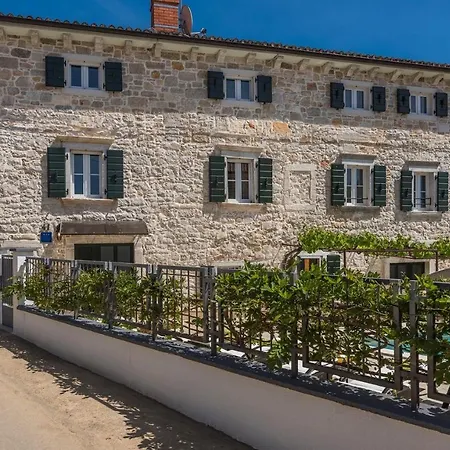 Villa Stone House - Zita With Private Pool Dračevac