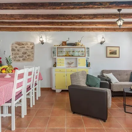Villa Stone House - Zita With Private Pool Dračevac